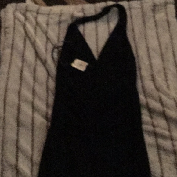 Black dress - Picture 3 of 3